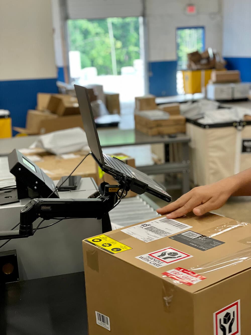 Depo yükleme iskelesi